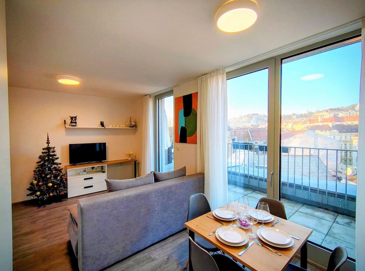 Prenájom bytu 40 m², Plzenska, Praha, Praha Prenájom bytu 40 m², Plzenska, Praha, Praha