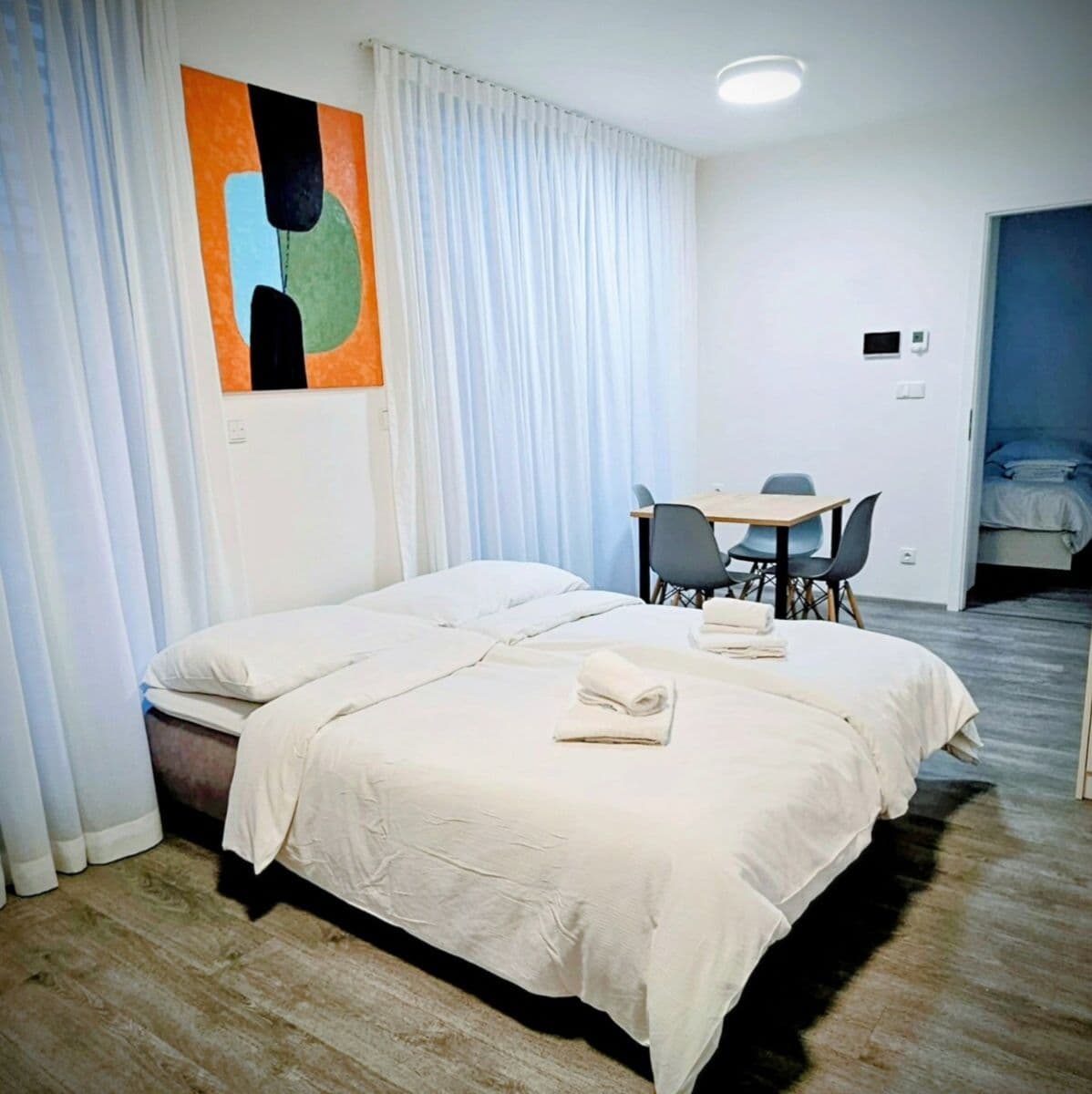 Prenájom bytu 40 m², Plzenska, Praha, Praha Prenájom bytu 40 m², Plzenska, Praha, Praha