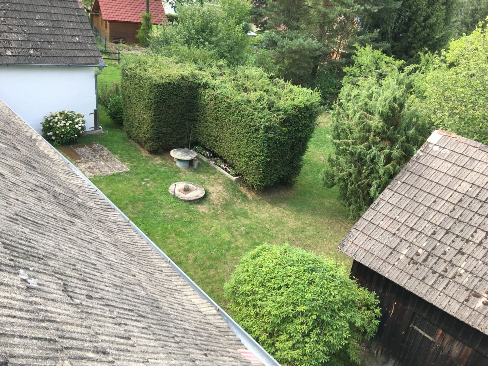 Predaj rekreačného objektu 97 m², pozemok 2.851 m², Hrachoviště, Jihočeský kraj Predaj rekreačného objektu 97 m², pozemok 2.851 m², Hrachoviště, Jihočeský kraj