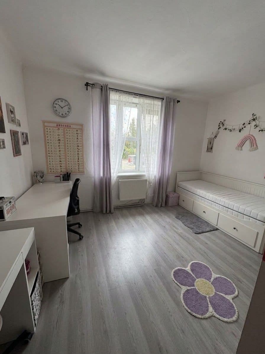 Prenájom bytu 2-izbový 78 m², Ruská, Kouřim, Středočeský kraj Prenájom bytu 2-izbový 78 m², Ruská, Kouřim, Středočeský kraj