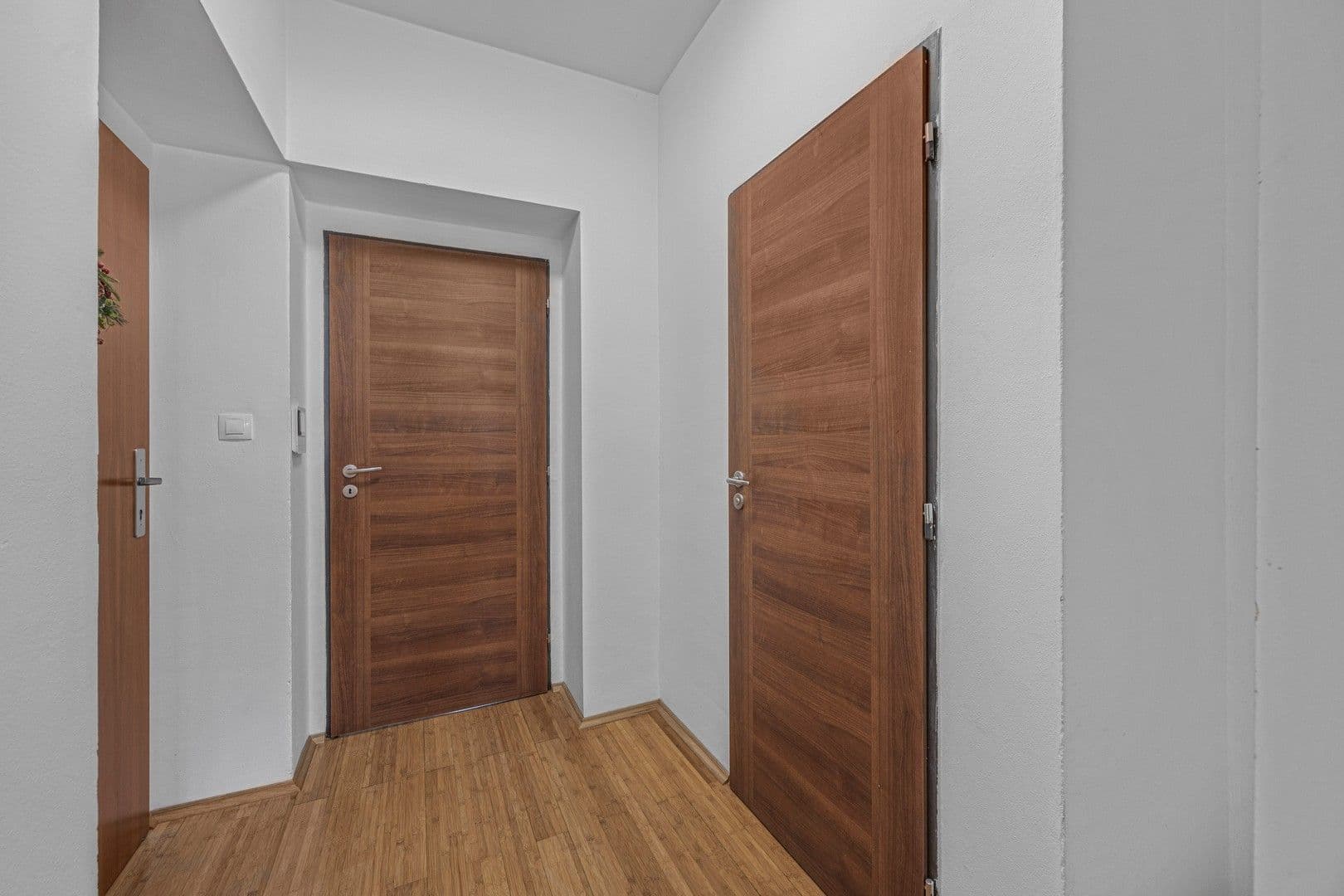 Prenájom bytu 2-izbový 48 m², Žerotínova, Praha, Praha Prenájom bytu 2-izbový 48 m², Žerotínova, Praha, Praha