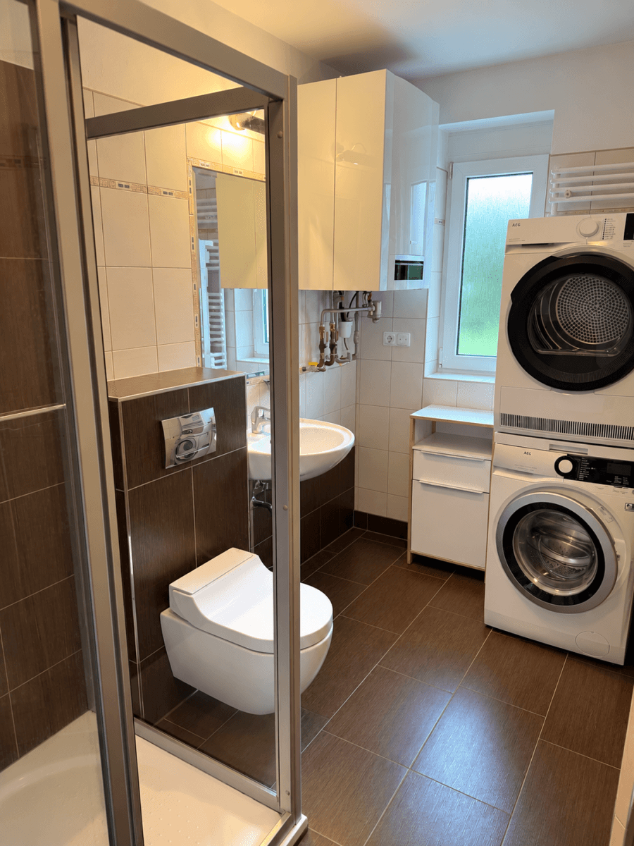 Predaj domu 200 m², pozemok 500 m², Komorní Dvůr, Cheb, Karlovarský kraj Predaj domu 200 m², pozemok 500 m², Komorní Dvůr, Cheb, Karlovarský kraj