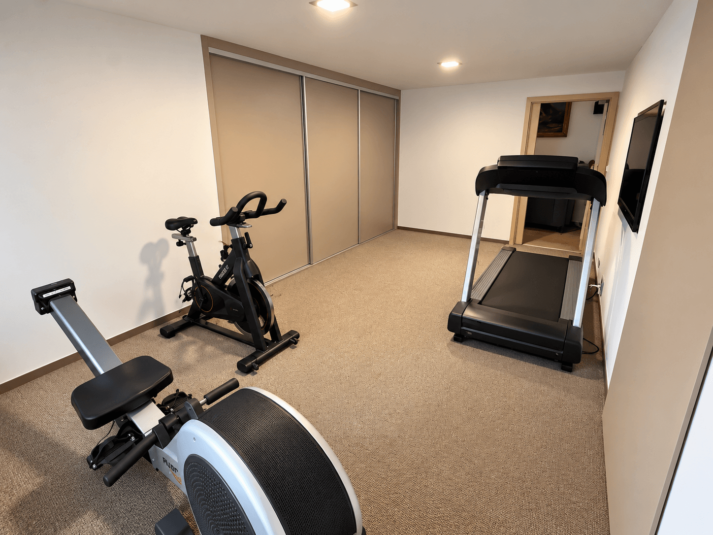Predaj domu 200 m², pozemok 500 m², Komorní Dvůr, Cheb, Karlovarský kraj Predaj domu 200 m², pozemok 500 m², Komorní Dvůr, Cheb, Karlovarský kraj