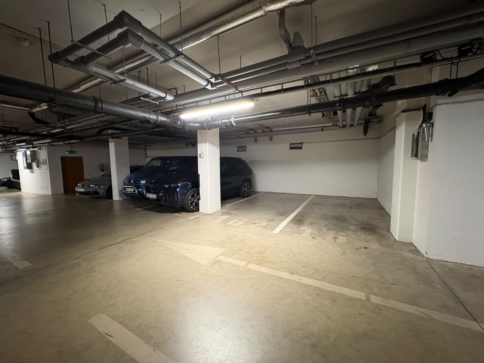 Prenájom garáže 14 m², Pláničkova, Praha, Praha Prenájom garáže 14 m², Pláničkova, Praha, Praha