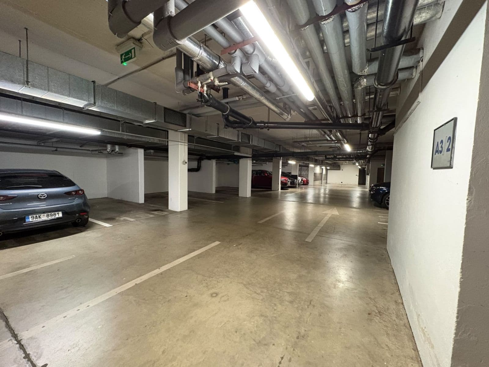 Prenájom garáže 14 m², Pláničkova, Praha, Praha Prenájom garáže 14 m², Pláničkova, Praha, Praha