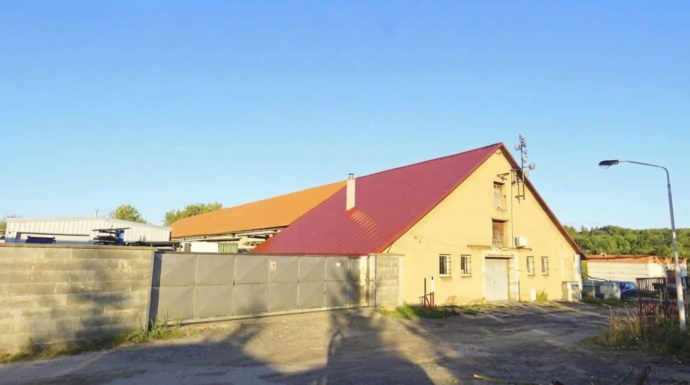 Predaj nebytového priestoru 850 m², Psáry, Středočeský kraj Predaj nebytového priestoru 850 m², Psáry, Středočeský kraj