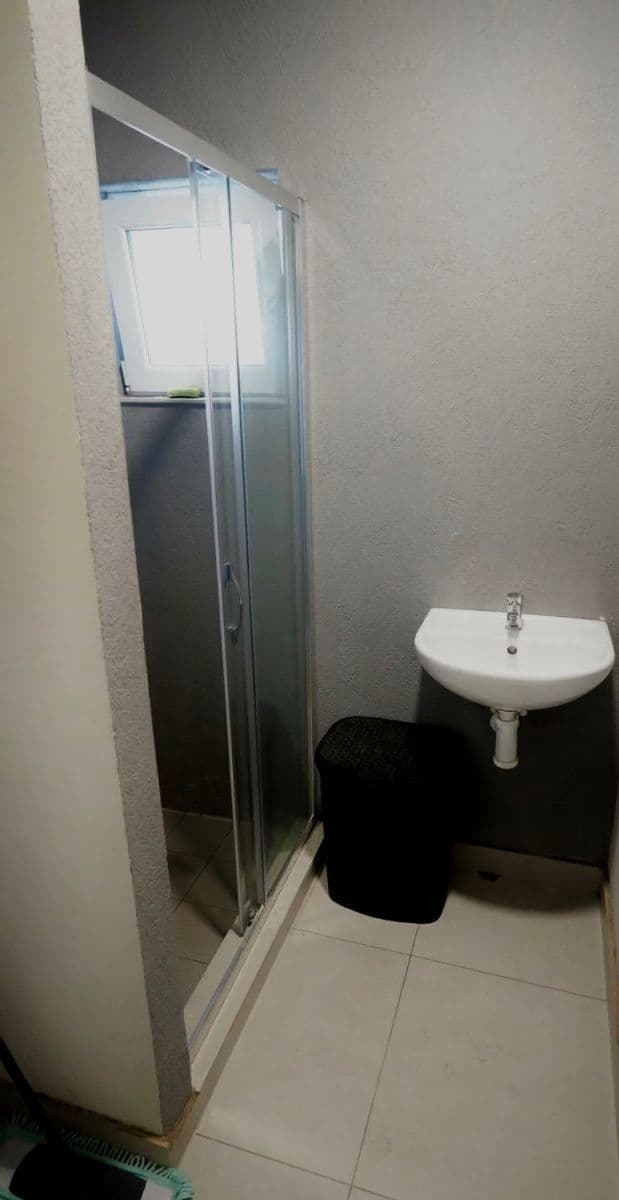 Predaj nebytového priestoru 850 m², Psáry, Středočeský kraj Predaj nebytového priestoru 850 m², Psáry, Středočeský kraj