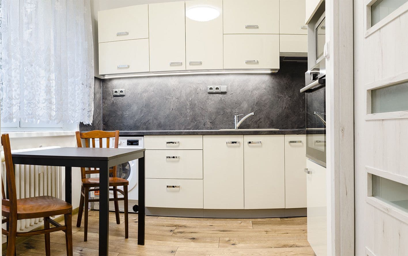 Prenájom bytu 1-izbový 34 m², Černého, Brno, Jihomoravský kraj Prenájom bytu 1-izbový 34 m², Černého, Brno, Jihomoravský kraj