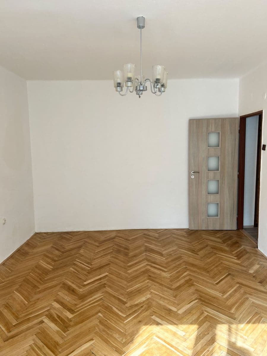 Prenájom bytu 2-izbový 52 m², Malovická, Praha, Praha Prenájom bytu 2-izbový 52 m², Malovická, Praha, Praha