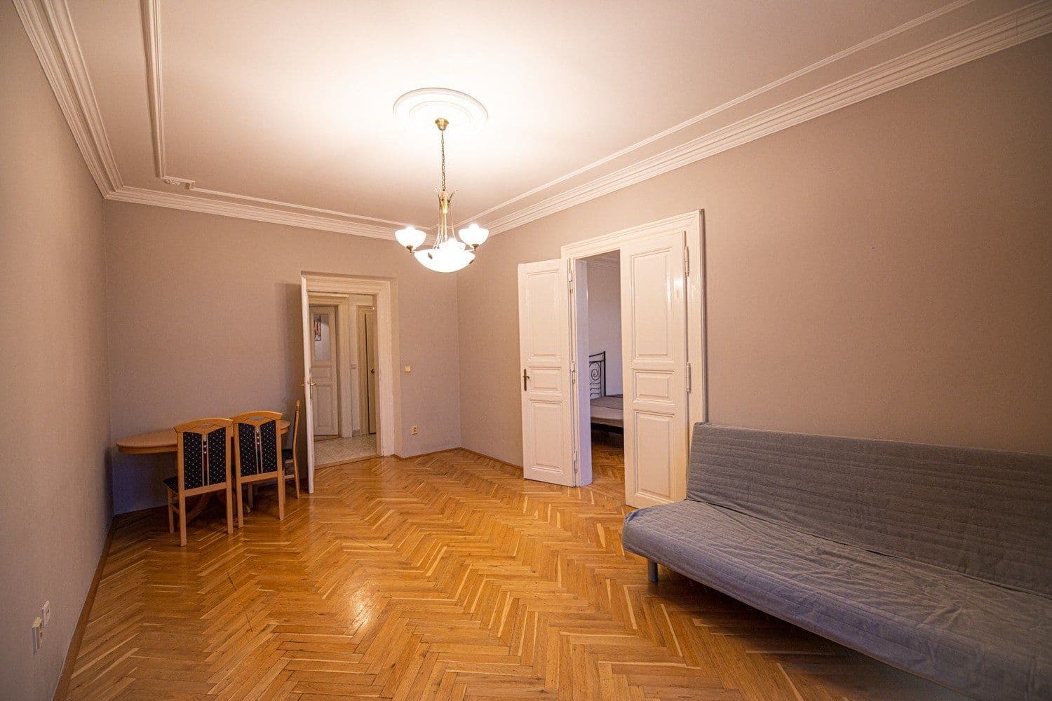 Prenájom bytu 2-izbový 64 m², Sokolovská, Praha, Praha Prenájom bytu 2-izbový 64 m², Sokolovská, Praha, Praha