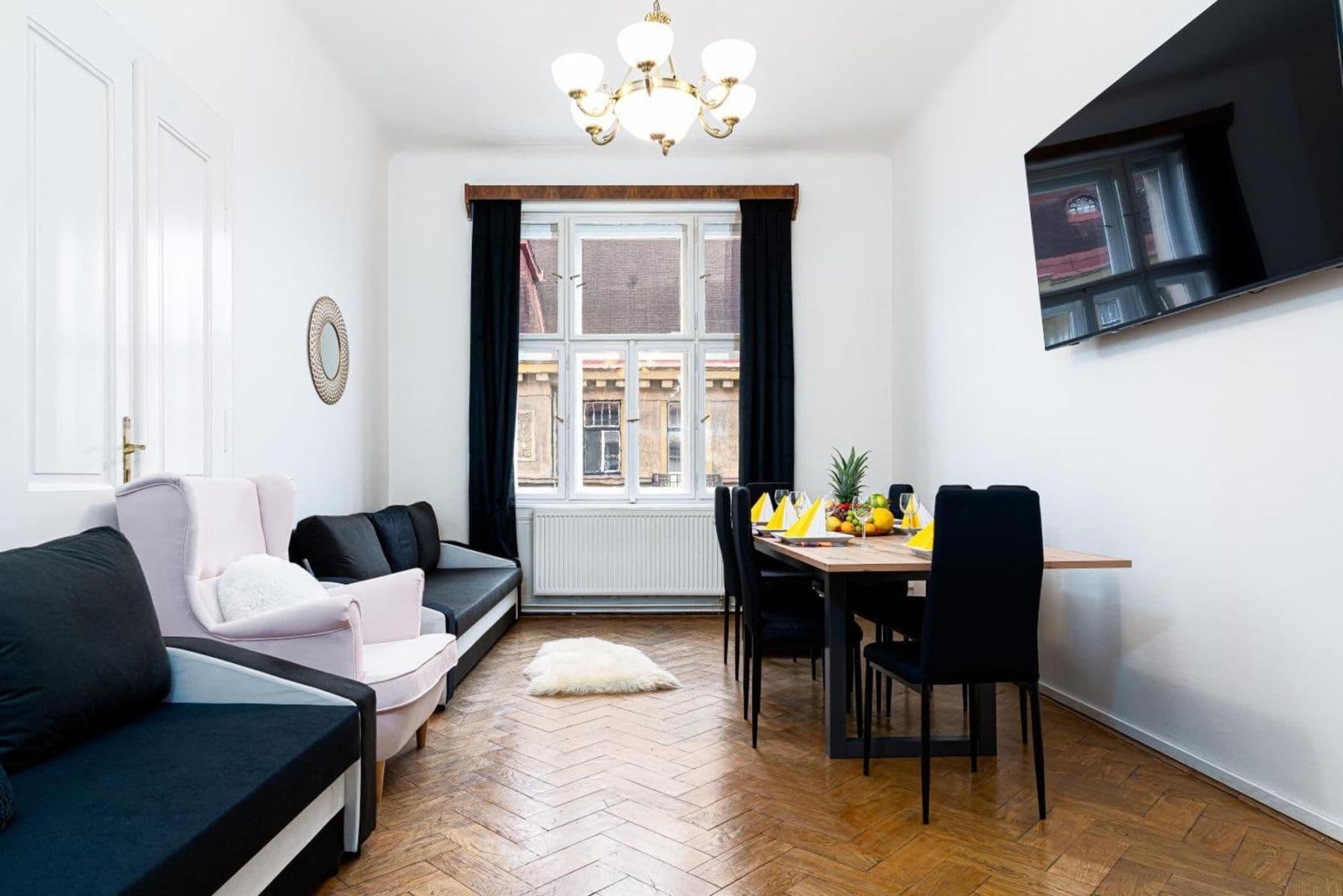Prenájom bytu 162 m², Matoušova, Praha, Praha Prenájom bytu 162 m², Matoušova, Praha, Praha