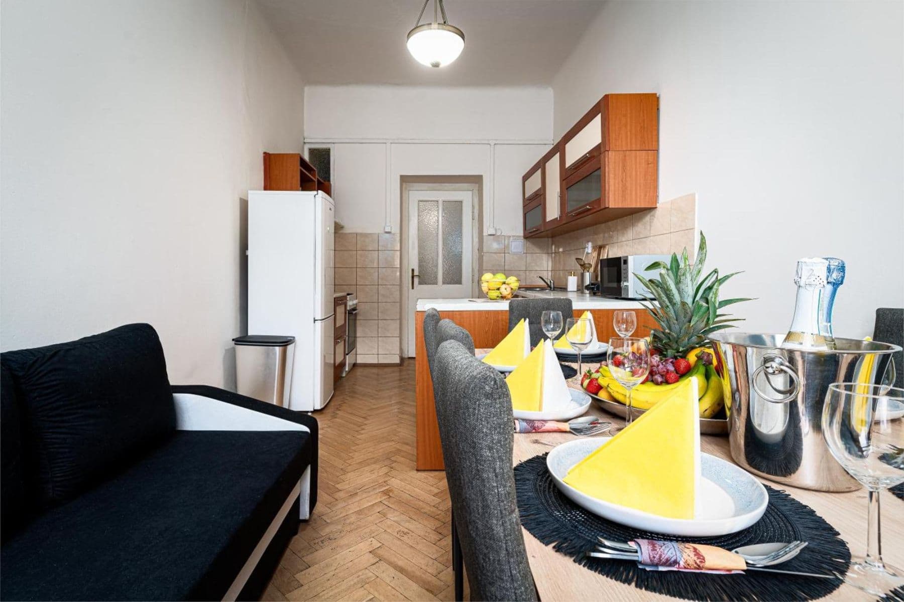 Prenájom bytu 162 m², Matoušova, Praha, Praha Prenájom bytu 162 m², Matoušova, Praha, Praha
