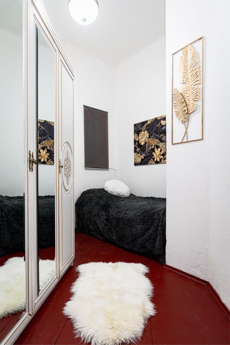 Prenájom bytu 162 m², Matoušova, Praha, Praha Prenájom bytu 162 m², Matoušova, Praha, Praha