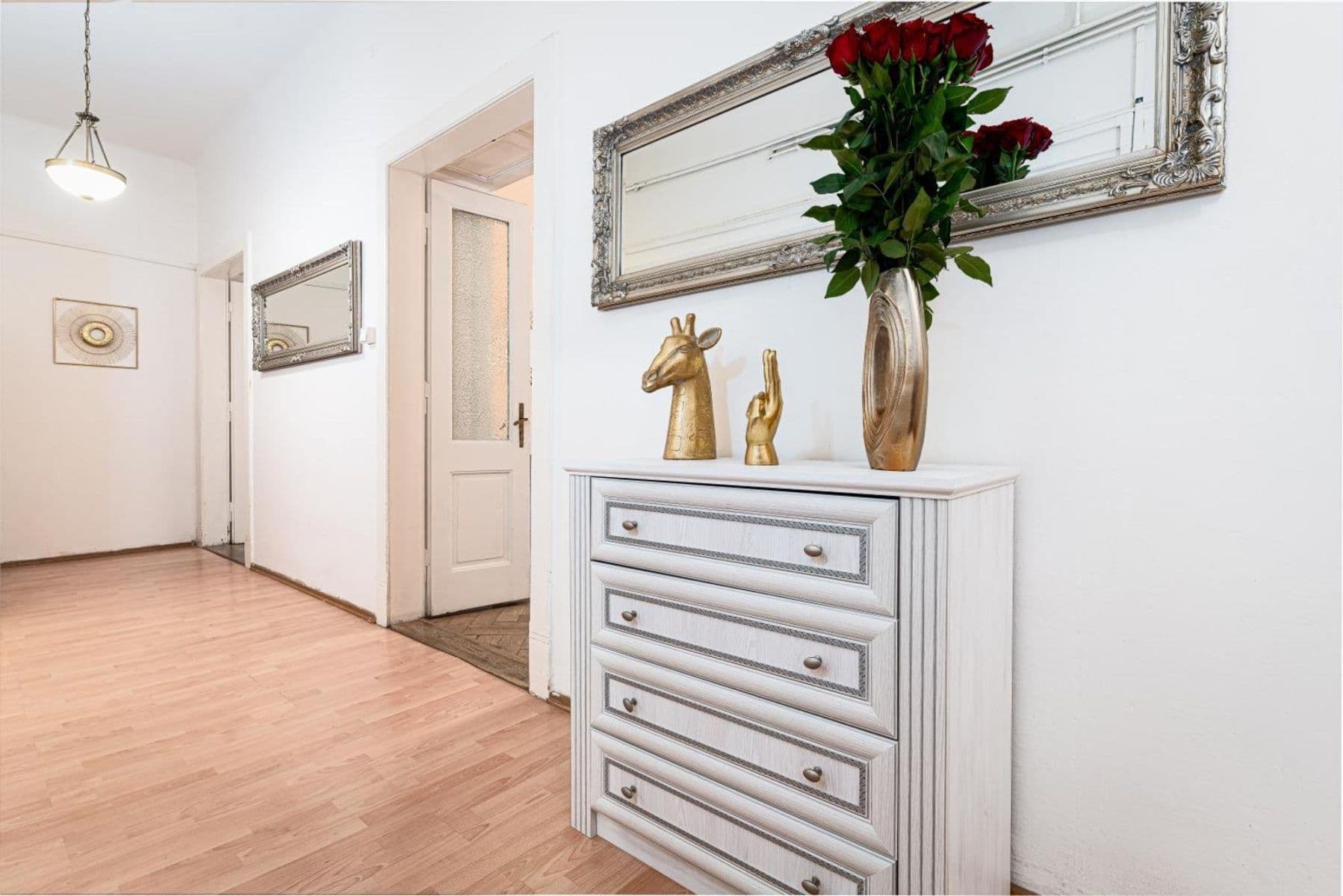 Prenájom bytu 162 m², Matoušova, Praha, Praha Prenájom bytu 162 m², Matoušova, Praha, Praha