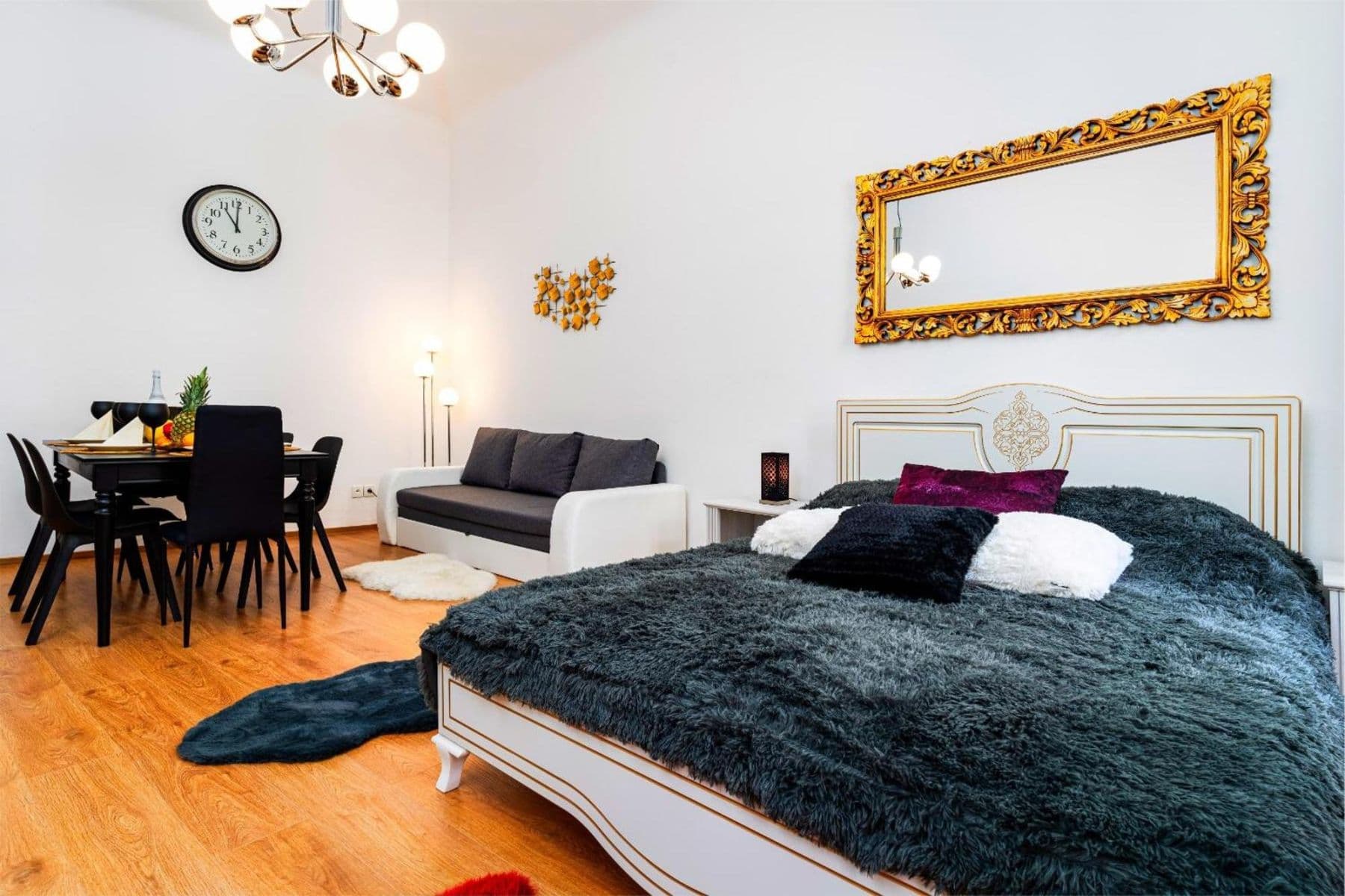 Prenájom bytu 110 m², Ve Smečkách, Praha, Praha Prenájom bytu 110 m², Ve Smečkách, Praha, Praha