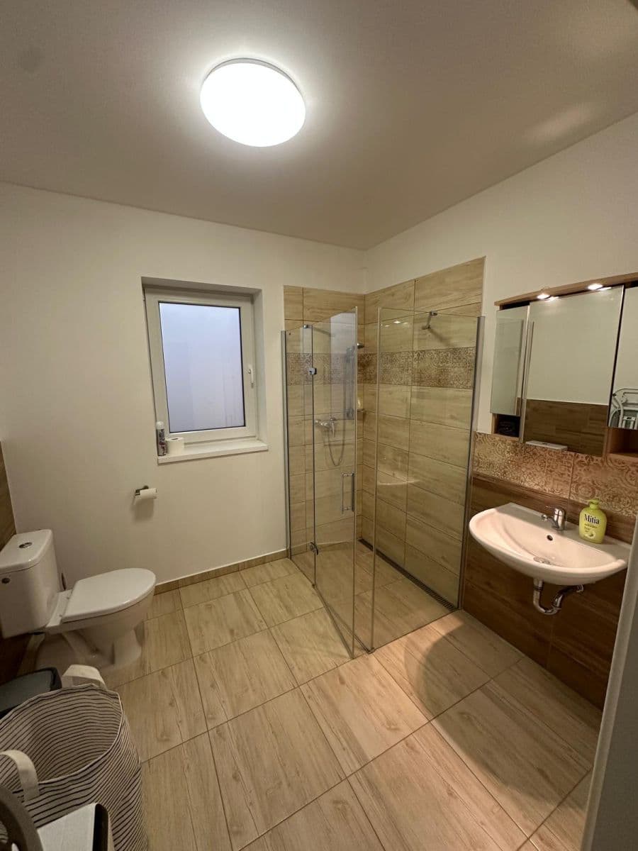 Prenájom bytu 2-izbový 60 m², Zahradní, Horní Bezděkov, Středočeský kraj Prenájom bytu 2-izbový 60 m², Zahradní, Horní Bezděkov, Středočeský kraj