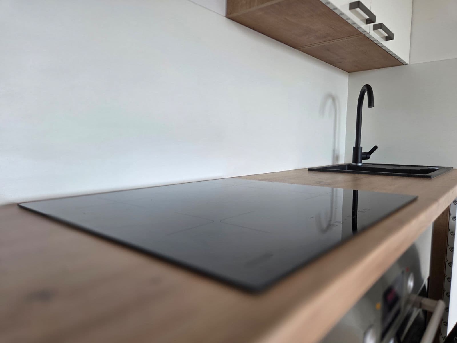 Prenájom bytu 1-izbový 40 m², Loudova, Olomouc, Olomoucký kraj Prenájom bytu 1-izbový 40 m², Loudova, Olomouc, Olomoucký kraj