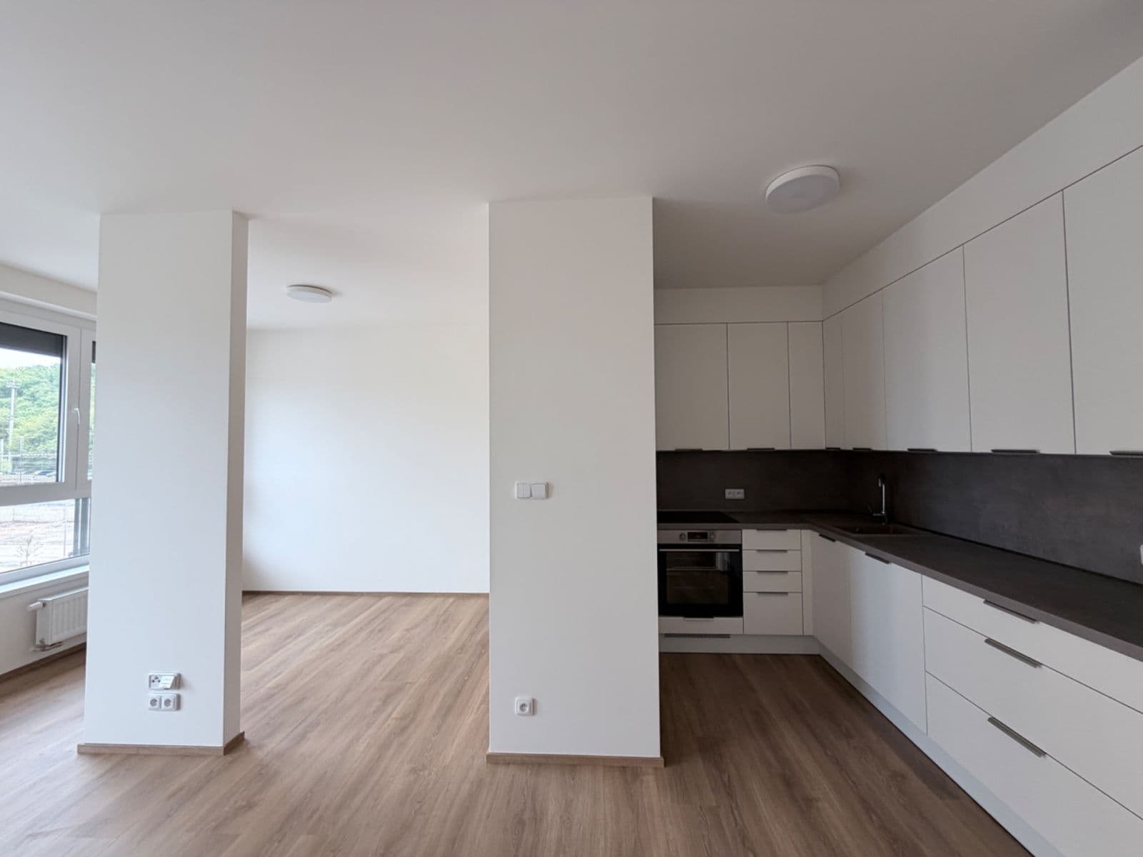Prenájom bytu 1-izbový 38 m², Nádražní, Kralupy nad Vltavou, Středočeský kraj Prenájom bytu 1-izbový 38 m², Nádražní, Kralupy nad Vltavou, Středočeský kraj