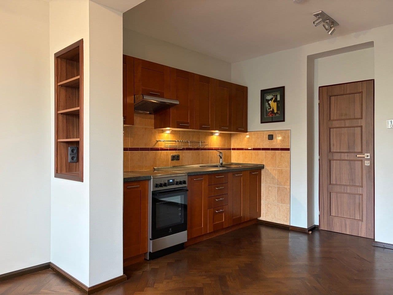 Prenájom bytu 2-izbový 43 m², Žateckých, Praha, Praha Prenájom bytu 2-izbový 43 m², Žateckých, Praha, Praha