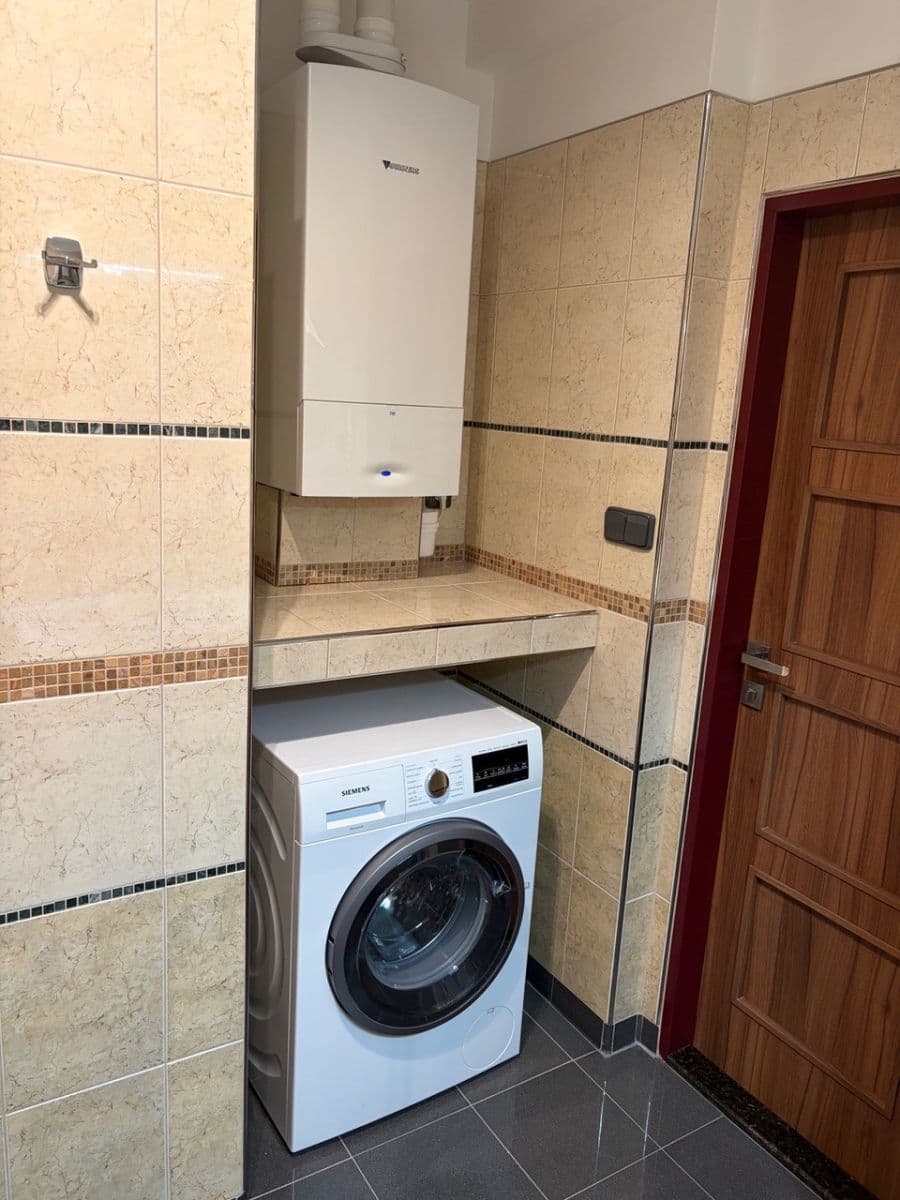 Prenájom bytu 2-izbový 43 m², Žateckých, Praha, Praha Prenájom bytu 2-izbový 43 m², Žateckých, Praha, Praha