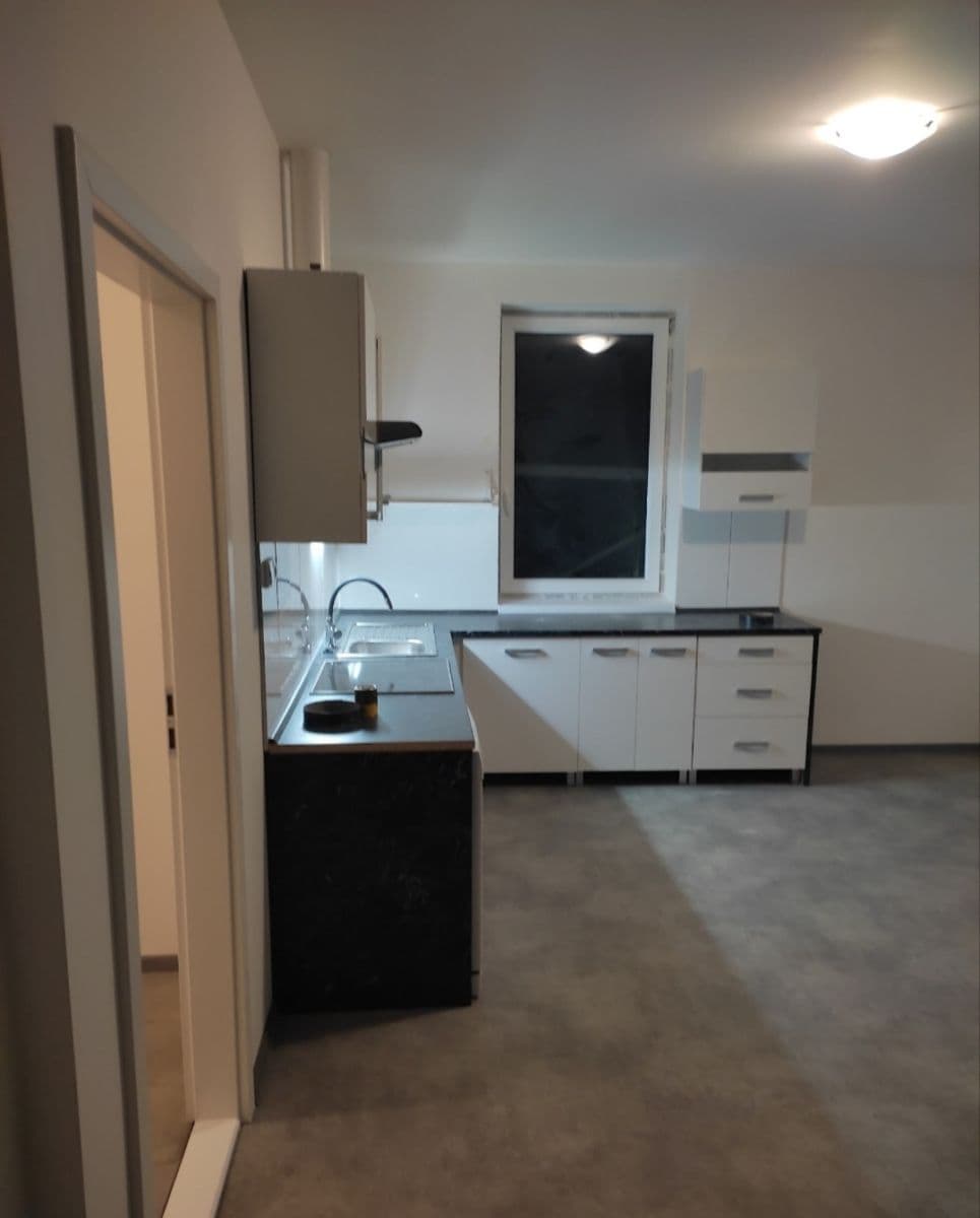 Prenájom bytu 2-izbový 63 m², Frýdlantská, Chrastava, Liberecký kraj Prenájom bytu 2-izbový 63 m², Frýdlantská, Chrastava, Liberecký kraj