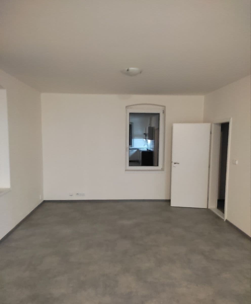 Prenájom bytu 2-izbový 63 m², Frýdlantská, Chrastava, Liberecký kraj Prenájom bytu 2-izbový 63 m², Frýdlantská, Chrastava, Liberecký kraj