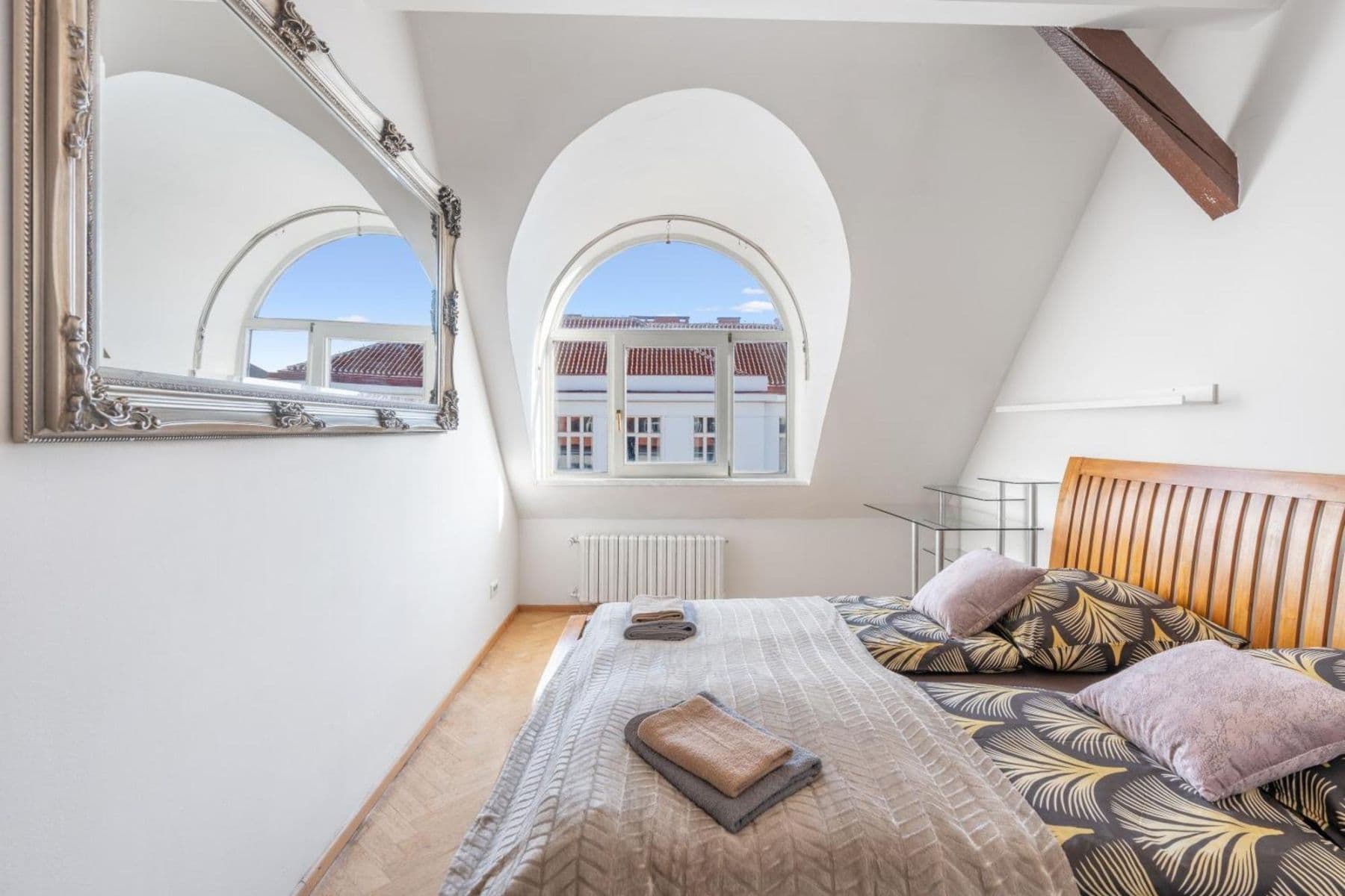 Prenájom bytu 129 m², Matoušova, Praha, Praha Prenájom bytu 129 m², Matoušova, Praha, Praha