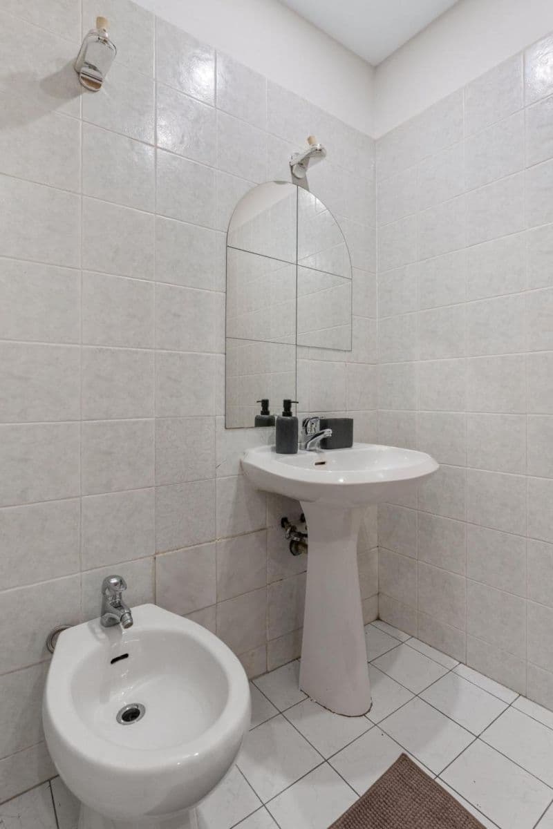Prenájom bytu 129 m², Matoušova, Praha, Praha Prenájom bytu 129 m², Matoušova, Praha, Praha