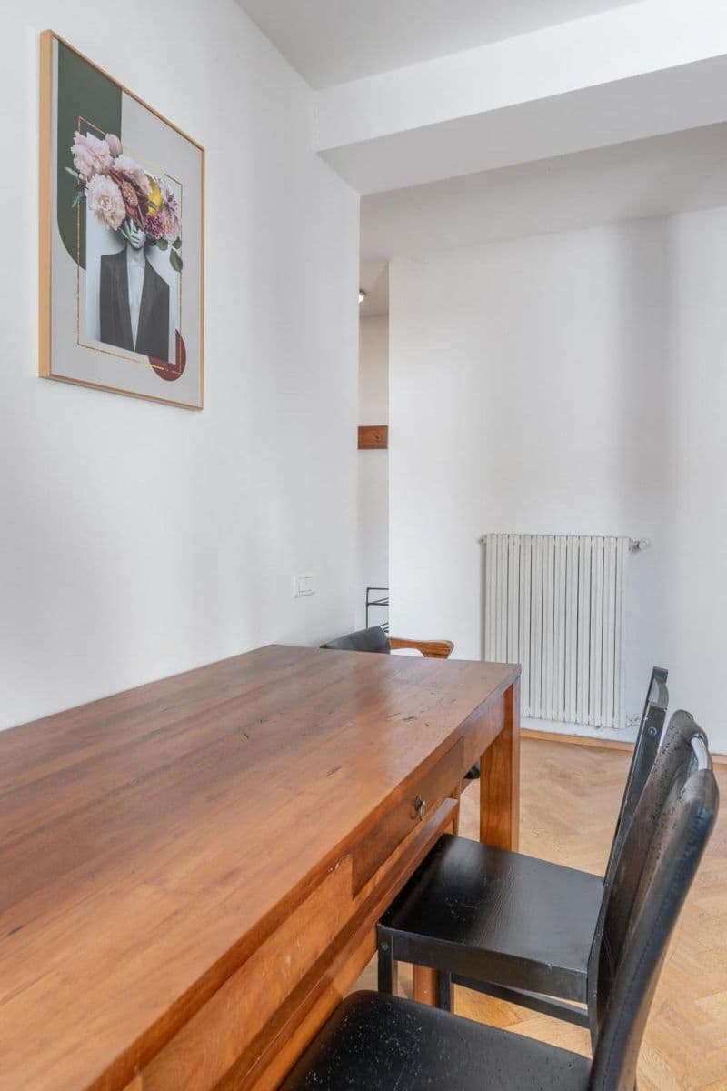Prenájom bytu 129 m², Matoušova, Praha, Praha Prenájom bytu 129 m², Matoušova, Praha, Praha