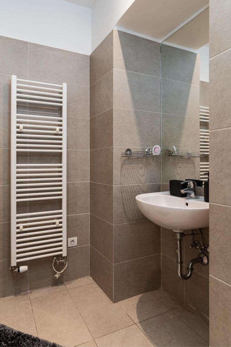 Prenájom bytu 156 m², Ortenovo náměstí, Praha, Praha Prenájom bytu 156 m², Ortenovo náměstí, Praha, Praha