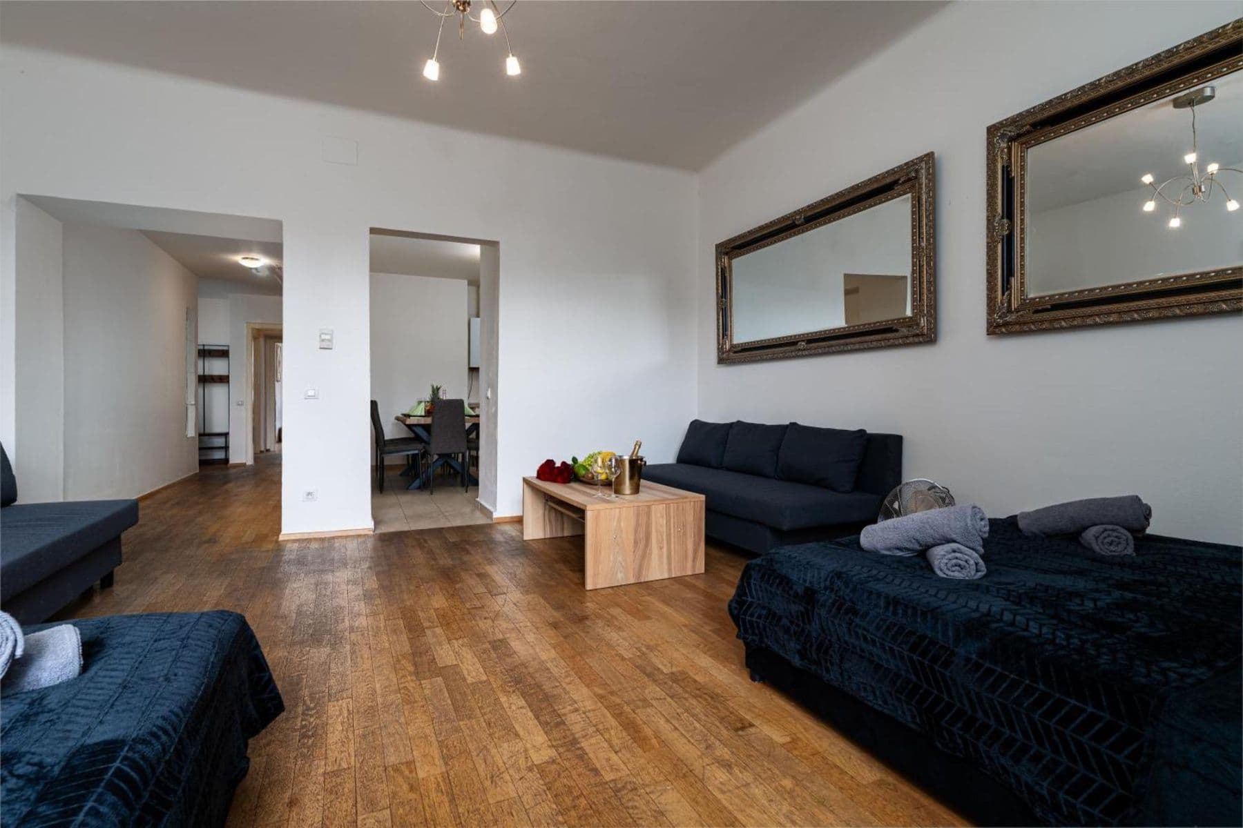 Prenájom bytu 156 m², Ortenovo náměstí, Praha, Praha Prenájom bytu 156 m², Ortenovo náměstí, Praha, Praha