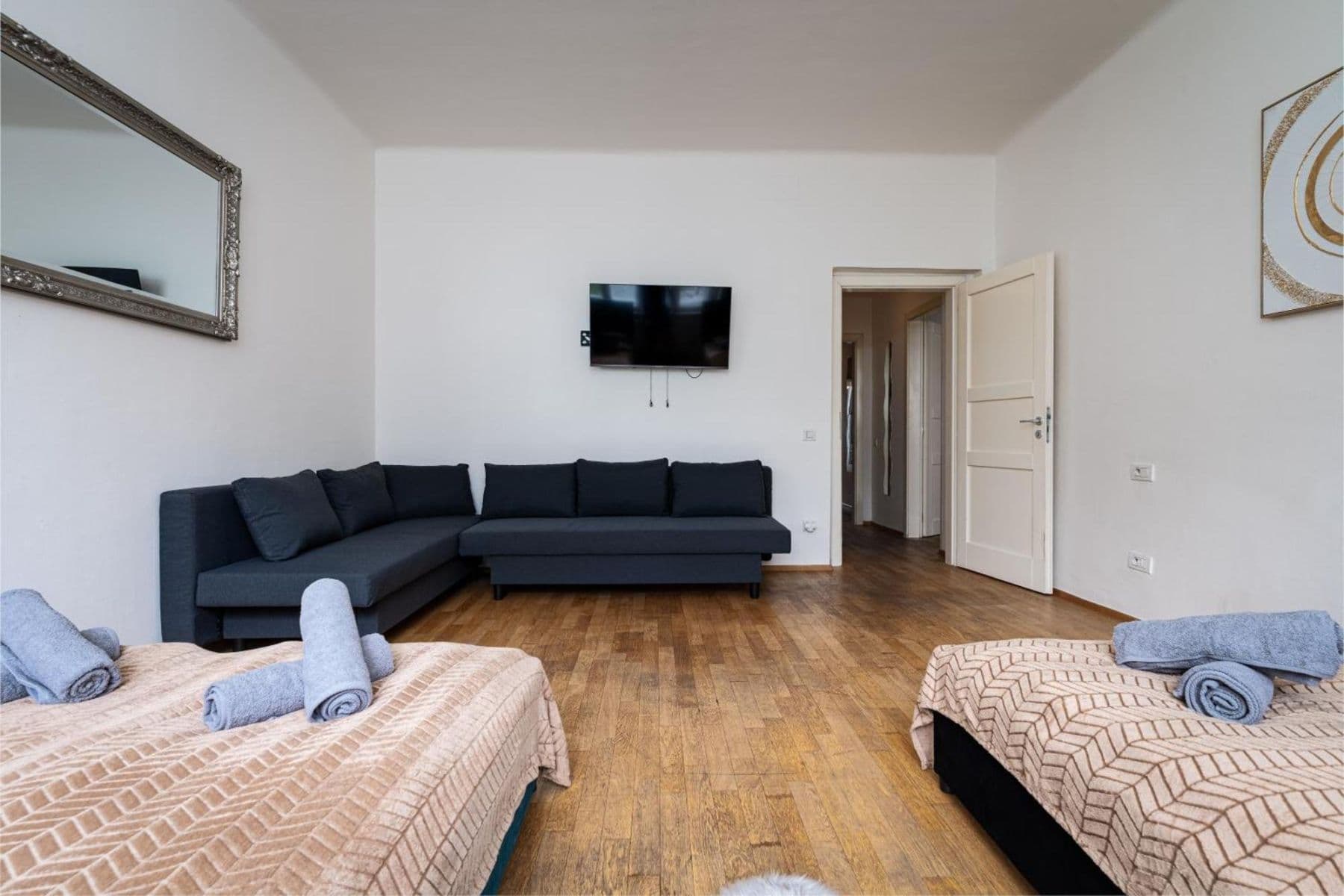 Prenájom bytu 156 m², Ortenovo náměstí, Praha, Praha Prenájom bytu 156 m², Ortenovo náměstí, Praha, Praha