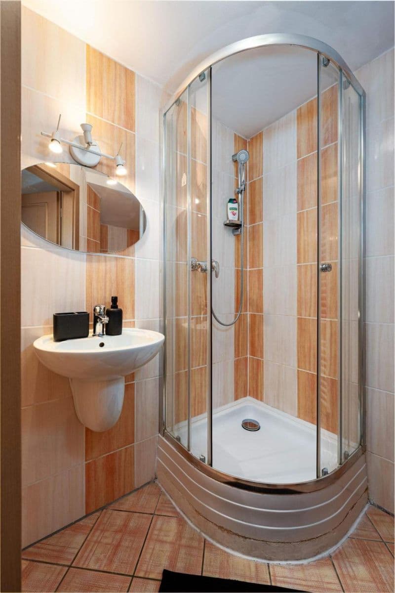 Prenájom bytu 134 m², Wenzigova, Praha, Praha Prenájom bytu 134 m², Wenzigova, Praha, Praha