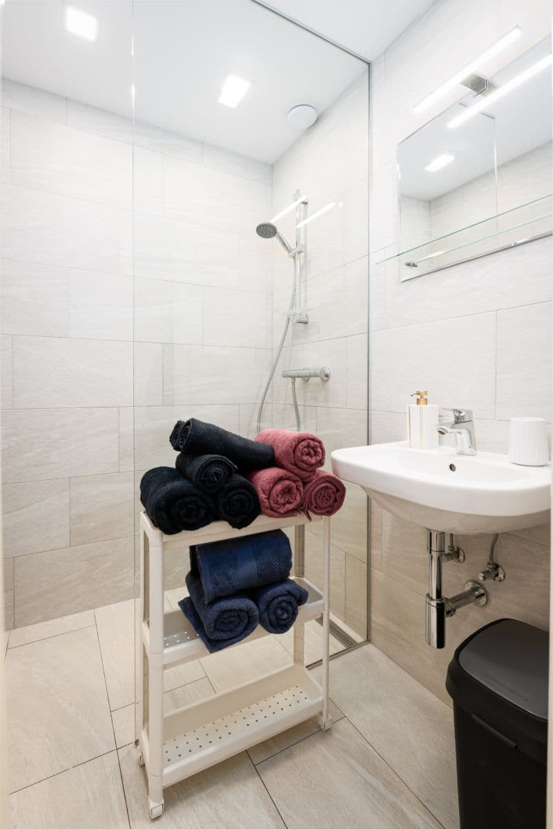Prenájom bytu 98 m², Vinohradská, Praha, Praha Prenájom bytu 98 m², Vinohradská, Praha, Praha