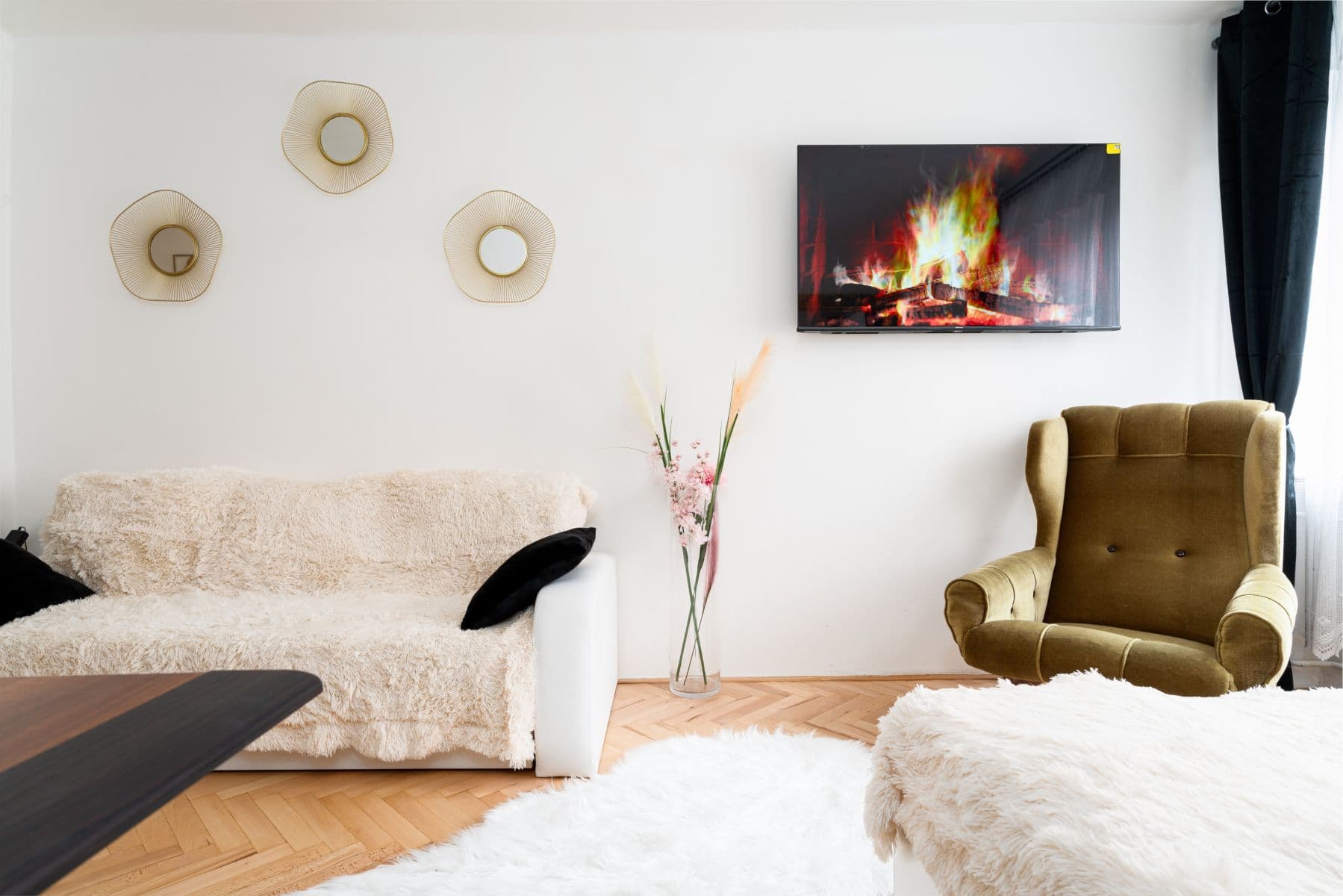 Prenájom bytu 98 m², Vinohradská, Praha, Praha Prenájom bytu 98 m², Vinohradská, Praha, Praha