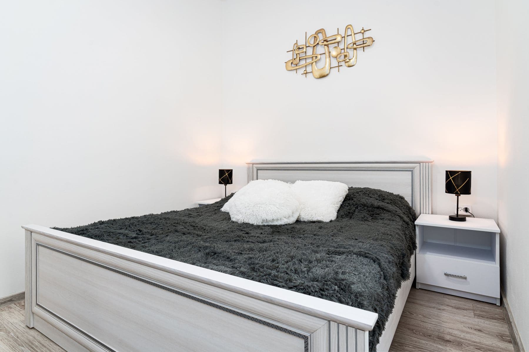 Prenájom bytu 152 m², Vinohradská, Praha, Praha Prenájom bytu 152 m², Vinohradská, Praha, Praha
