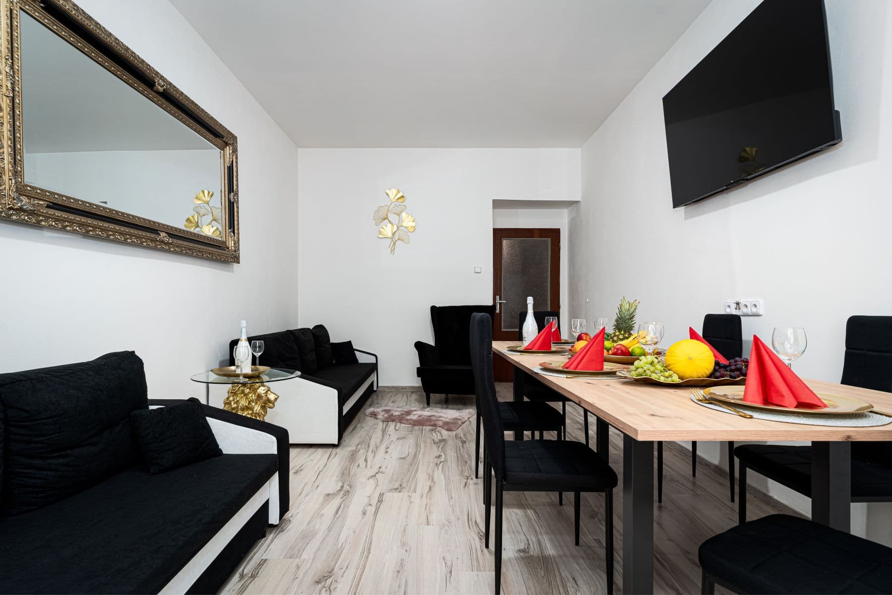 Prenájom bytu 152 m², Vinohradská, Praha, Praha Prenájom bytu 152 m², Vinohradská, Praha, Praha