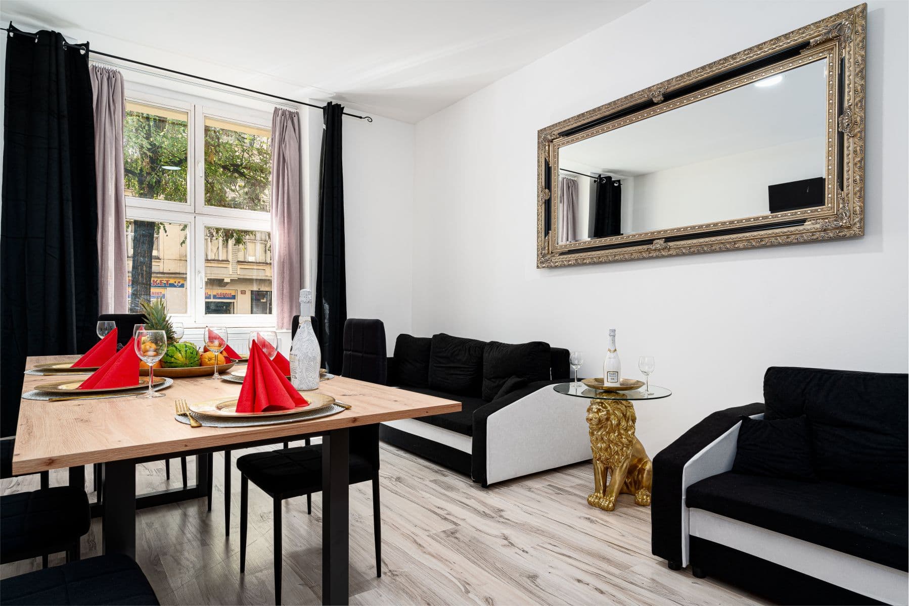Prenájom bytu 152 m², Vinohradská, Praha, Praha Prenájom bytu 152 m², Vinohradská, Praha, Praha