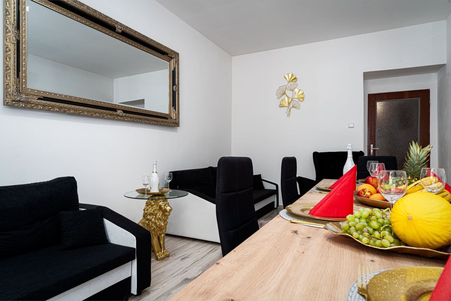 Prenájom bytu 152 m², Vinohradská, Praha, Praha Prenájom bytu 152 m², Vinohradská, Praha, Praha