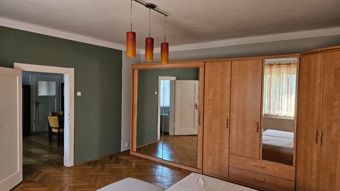Prenájom bytu 5-izbový 120 m², U Bažantnice, Poděbrady, Středočeský kraj Prenájom bytu 5-izbový 120 m², U Bažantnice, Poděbrady, Středočeský kraj