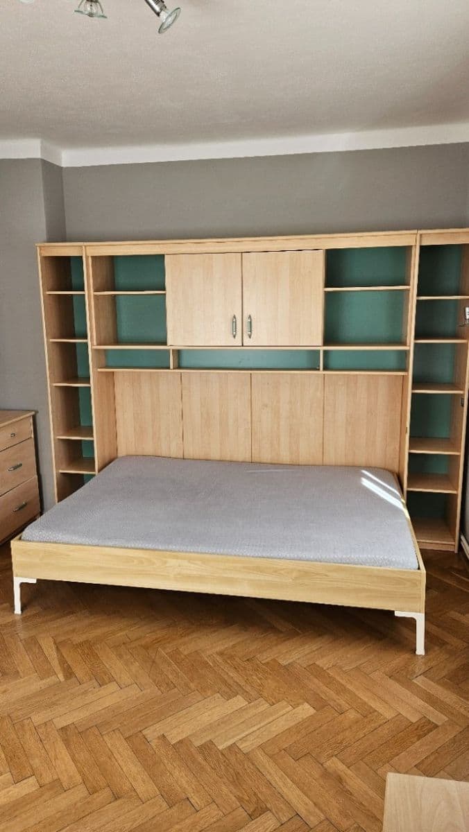Prenájom bytu 5-izbový 120 m², U Bažantnice, Poděbrady, Středočeský kraj Prenájom bytu 5-izbový 120 m², U Bažantnice, Poděbrady, Středočeský kraj