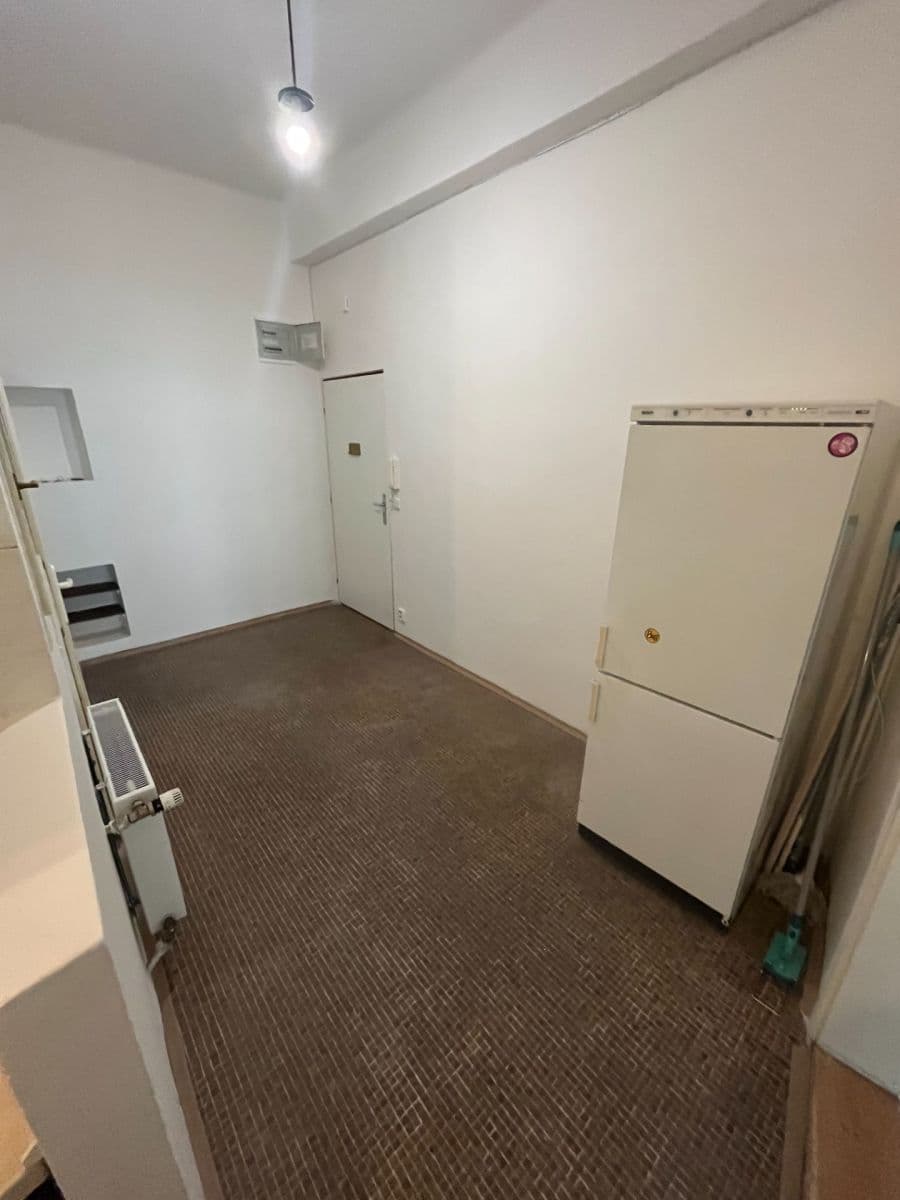 Prenájom bytu 2-izbový 58 m², U Kublova, Praha, Praha Prenájom bytu 2-izbový 58 m², U Kublova, Praha, Praha