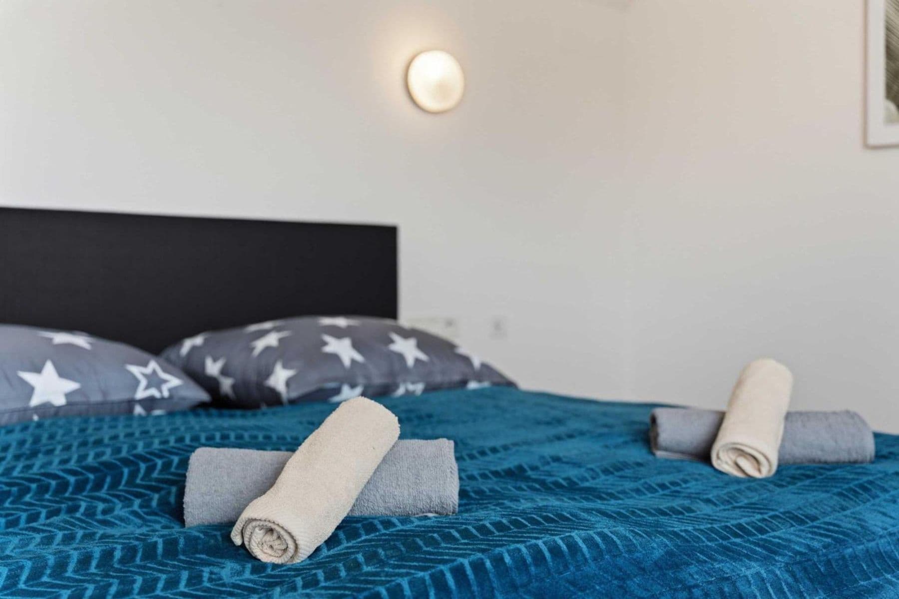 Prenájom bytu 182 m², Zborovská, Praha, Praha Prenájom bytu 182 m², Zborovská, Praha, Praha