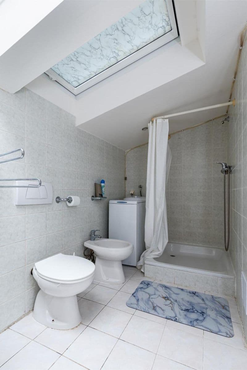 Prenájom bytu 154 m², Matoušova, Praha, Praha Prenájom bytu 154 m², Matoušova, Praha, Praha