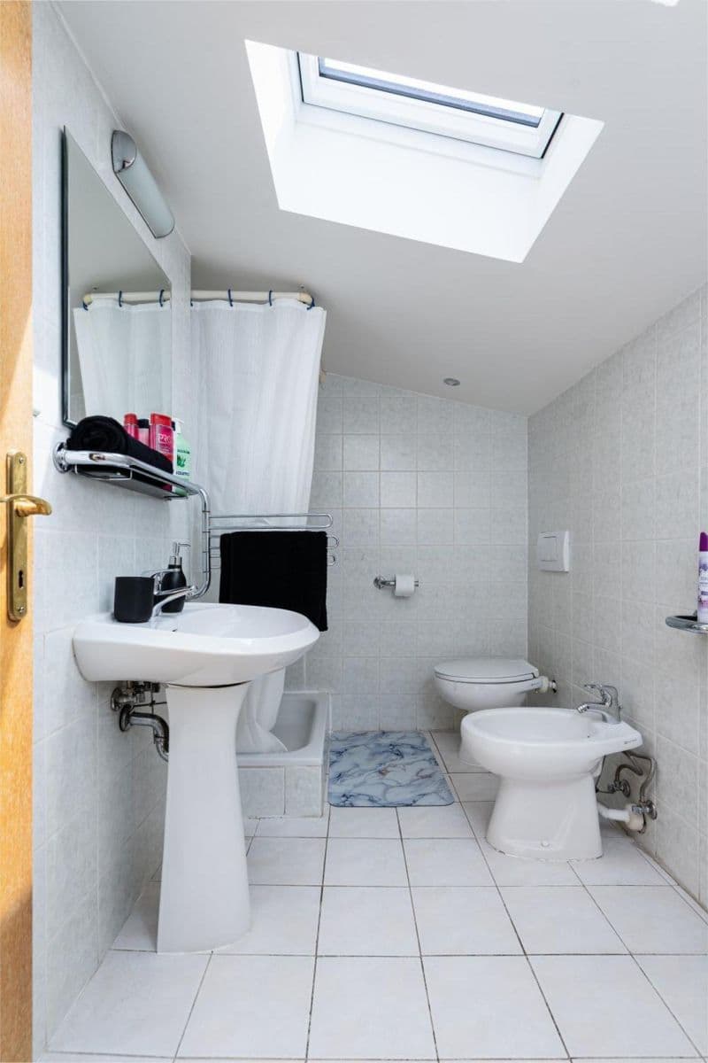 Prenájom bytu 154 m², Matoušova, Praha, Praha Prenájom bytu 154 m², Matoušova, Praha, Praha