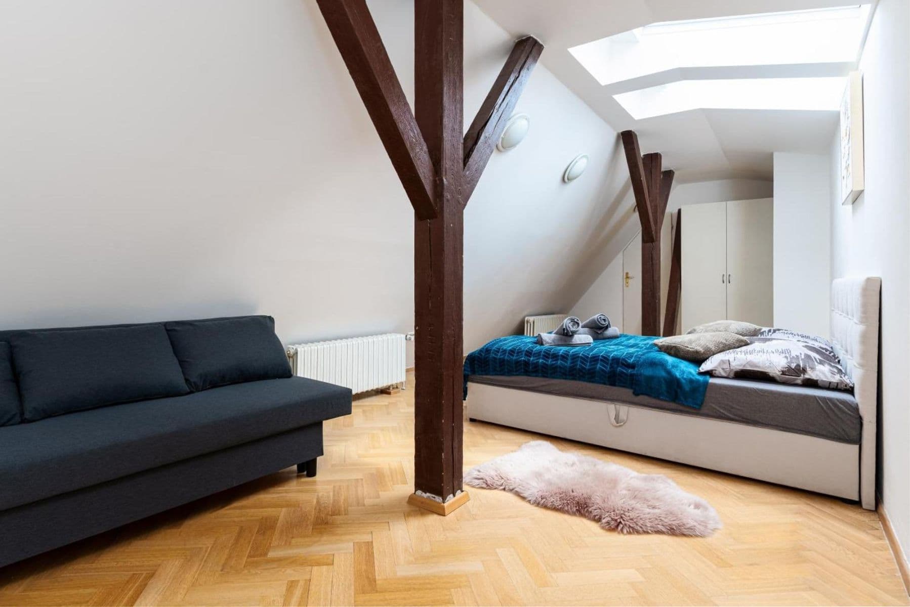Prenájom bytu 154 m², Matoušova, Praha, Praha Prenájom bytu 154 m², Matoušova, Praha, Praha