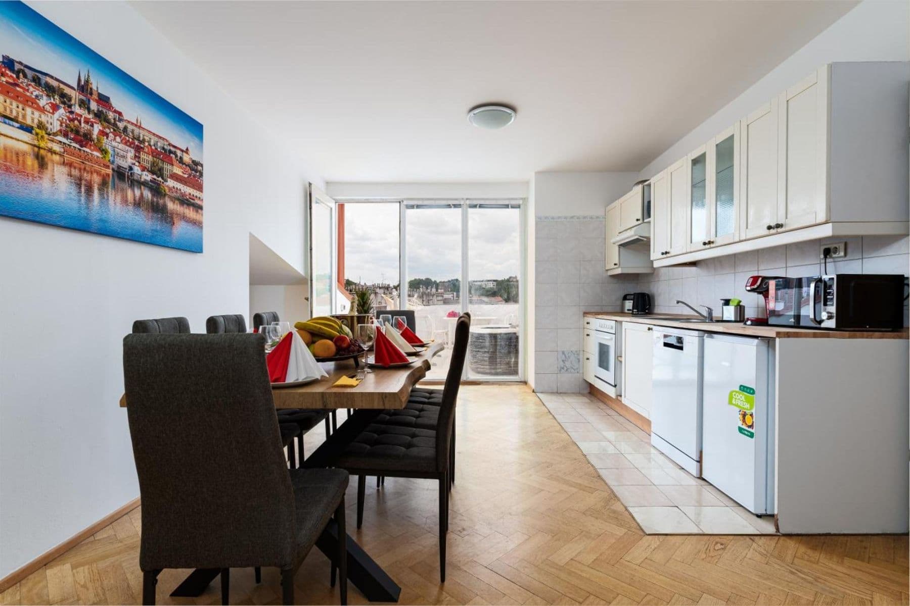 Prenájom bytu 154 m², Matoušova, Praha, Praha Prenájom bytu 154 m², Matoušova, Praha, Praha