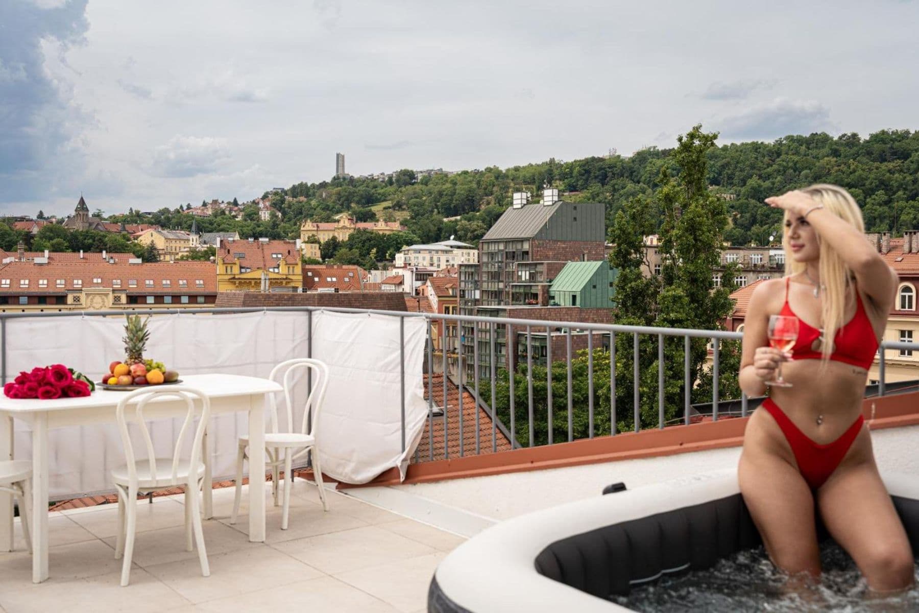 Prenájom bytu 154 m², Matoušova, Praha, Praha Prenájom bytu 154 m², Matoušova, Praha, Praha