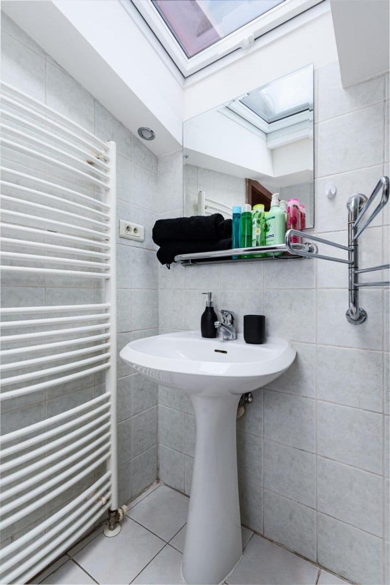 Prenájom bytu 154 m², Matoušova, Praha, Praha Prenájom bytu 154 m², Matoušova, Praha, Praha
