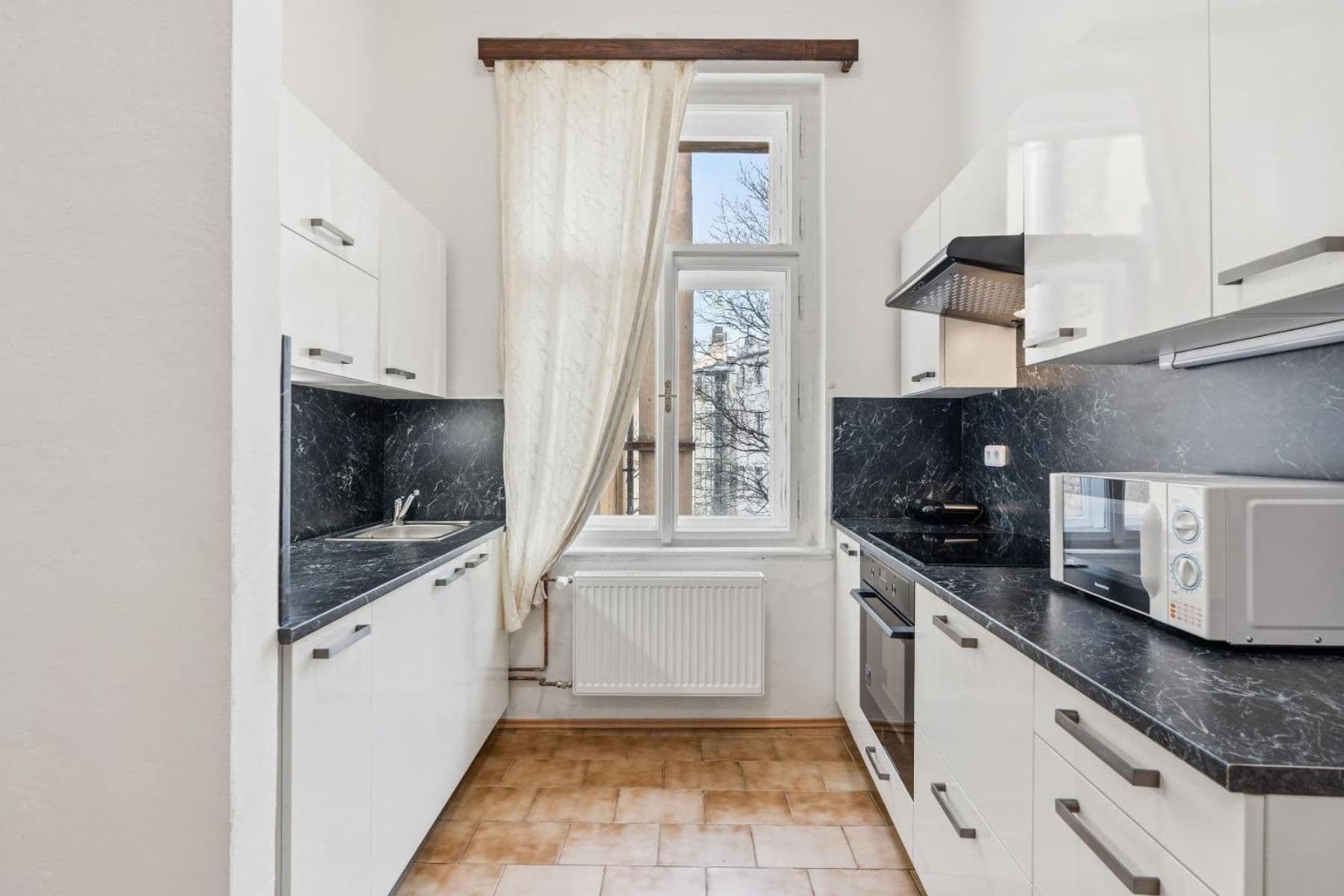 Prenájom bytu 154 m², Zborovská, Praha, Praha Prenájom bytu 154 m², Zborovská, Praha, Praha